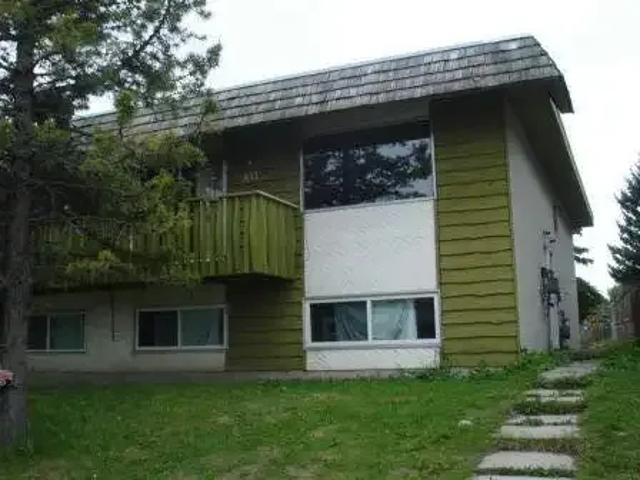 3 Bedroom Apartment Calgary AB 104178821