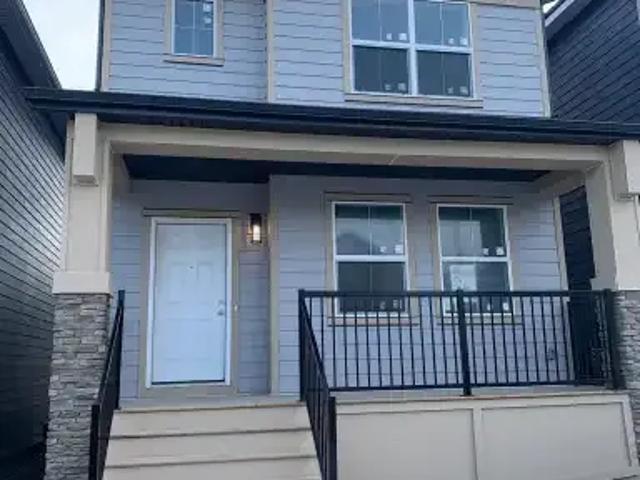 3 Bedroom Apartment Calgary AB 104179049