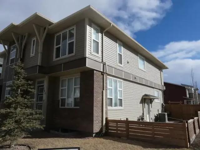 3 Bedroom Apartment Calgary AB 104181200