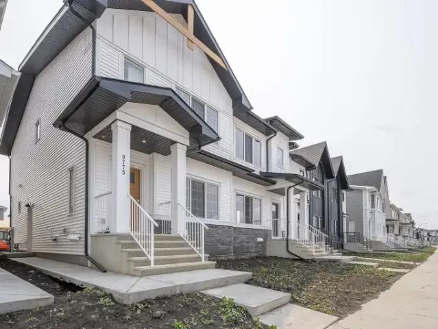 3 Bedroom Apartment Calgary AB 104182000