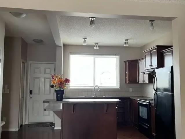3 Bedroom Apartment Calgary AB 104182193