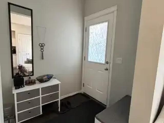 3 Bedroom Apartment Calgary AB 104182522