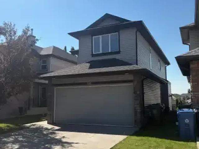 3 Bedroom Apartment Calgary AB 104182674