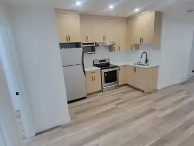 3 Bedroom Apartment Calgary AB 104182802
