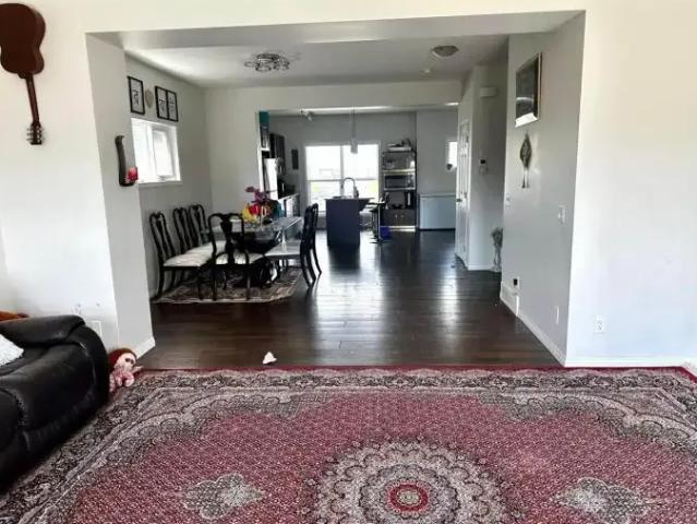 3 Bedroom Apartment Calgary AB 104182857
