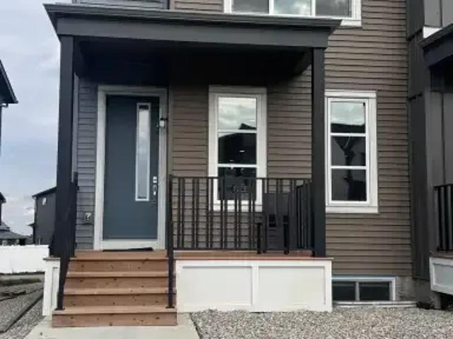 3 Bedroom Apartment Calgary AB 104183092