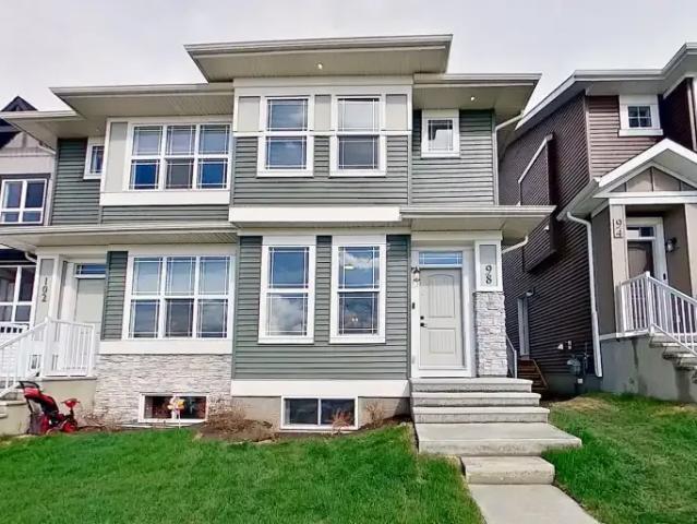 3 Bedroom Apartment Calgary AB 104223869