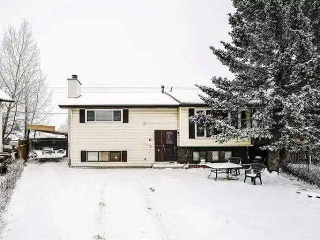 3 Bedroom Apartment Calgary AB 104256962