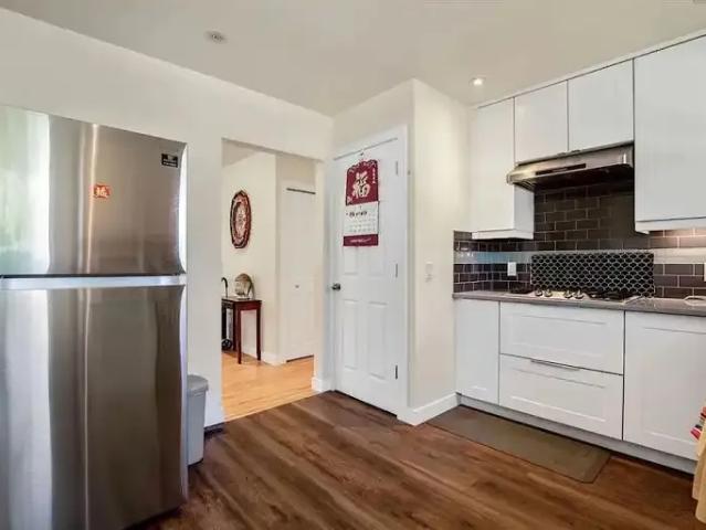 3 Bedroom Apartment Calgary AB 104292027