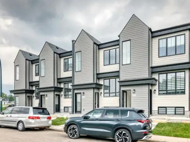 3 Bedroom Apartment Calgary AB 104362634
