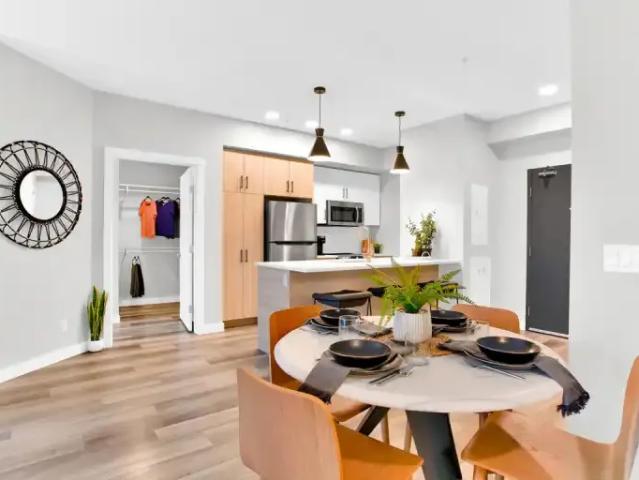 3 Bedroom Apartment Calgary AB 104470020