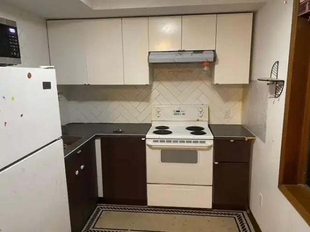 3 Bedroom Apartment Calgary AB 104471223