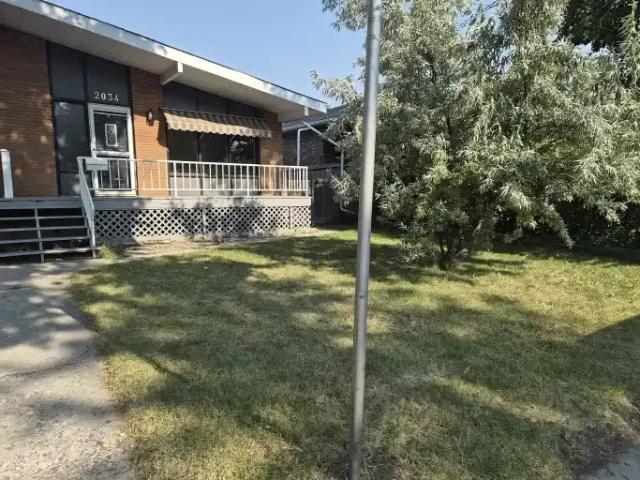 3 Bedroom Apartment Calgary AB 104563564