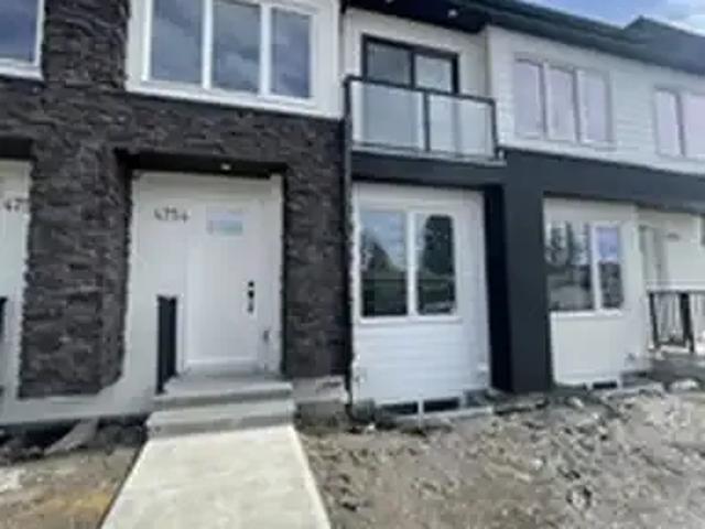 3 Bedroom Apartment Calgary AB 104563598