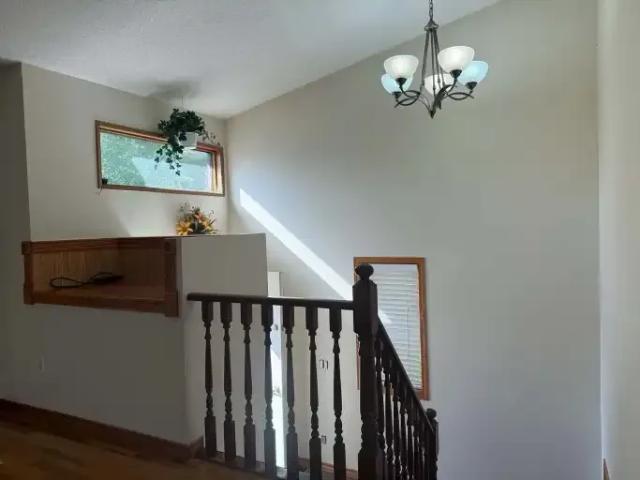3 Bedroom Apartment Calgary AB 104711365
