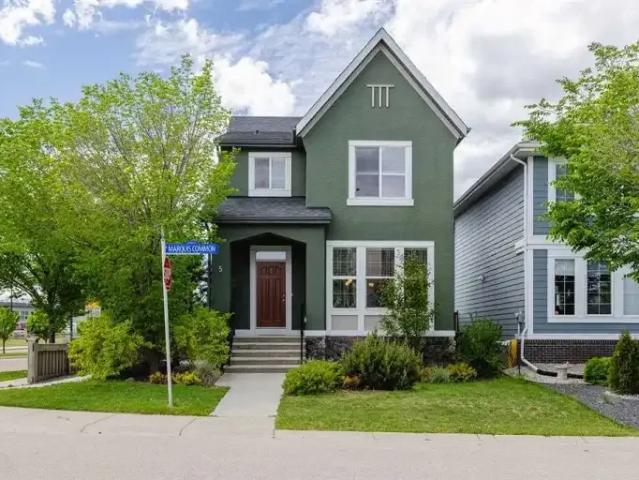 3 Bedroom Apartment Calgary AB 104876788