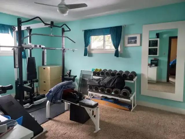 3 Bedroom Apartment Calgary AB 102243041