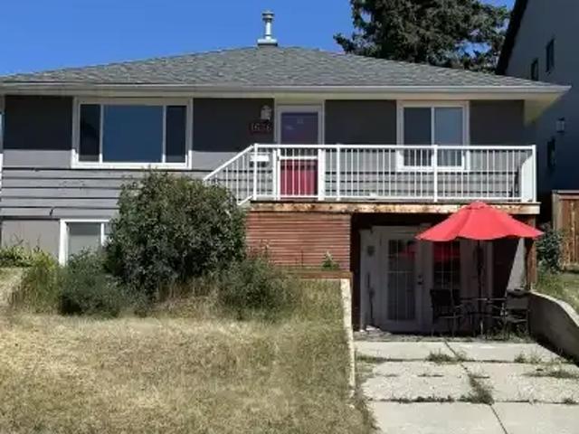 3 Bedroom Apartment Calgary AB 103337999