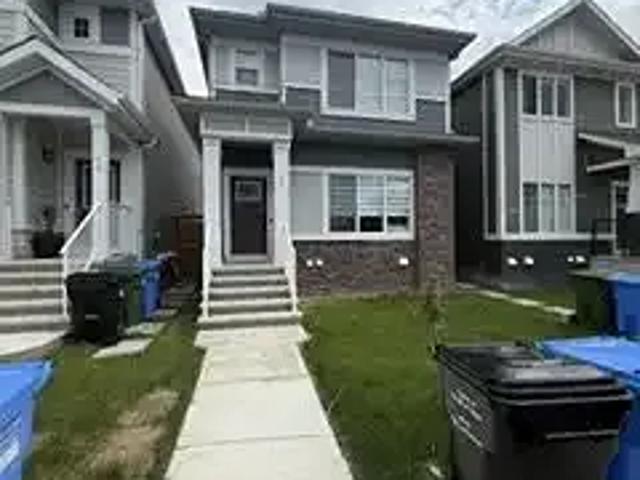 3 Bedroom Apartment Calgary AB 103739951
