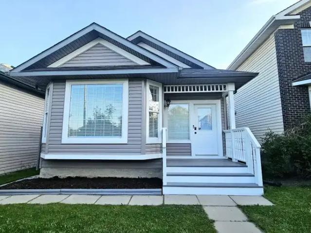 3 Bedroom Apartment Calgary AB 103999978