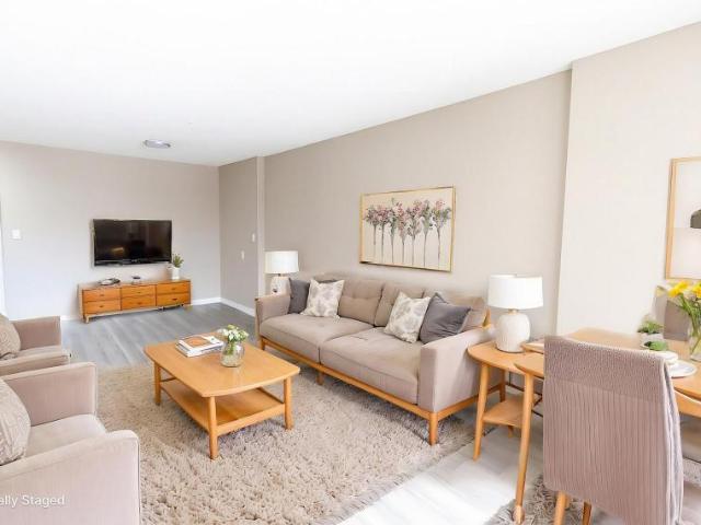 3 Bedroom Apartment Calgary AB 98310680