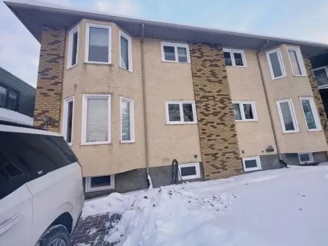 3 Bedroom Apartment Calgary AB LS99793144