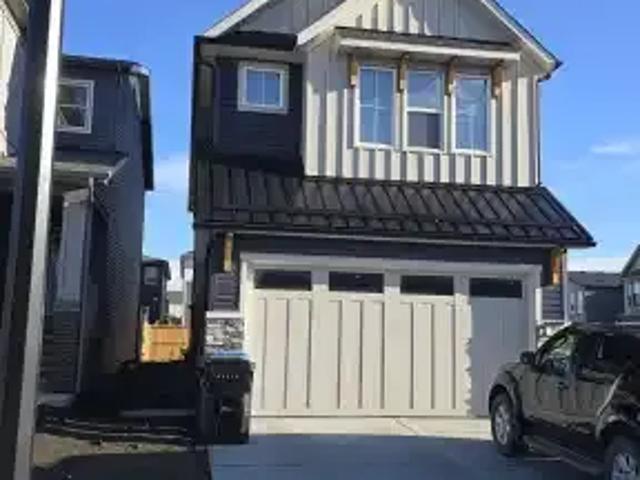 3 Bedroom Apartment Calgary AB LS102467732