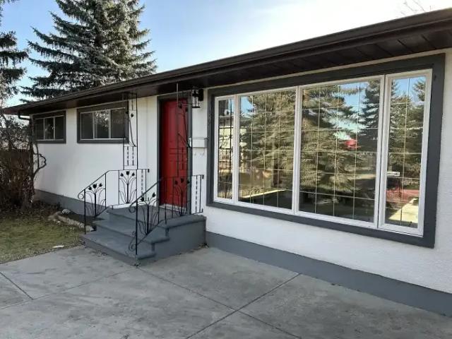 3 Bedroom Apartment Calgary AB LS102551651