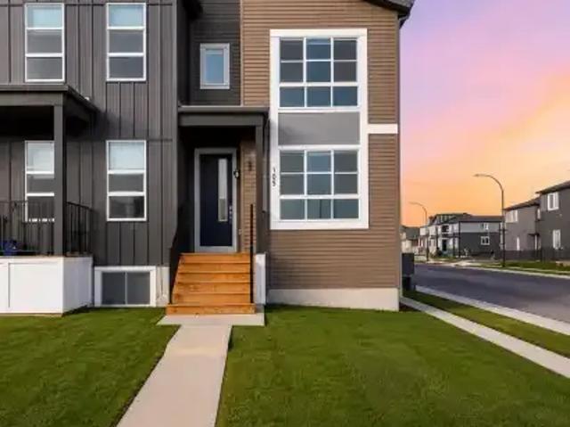 3 Bedroom Apartment Calgary AB LS102578699
