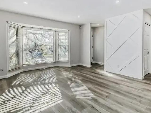 3 Bedroom Apartment Calgary AB LS103011745