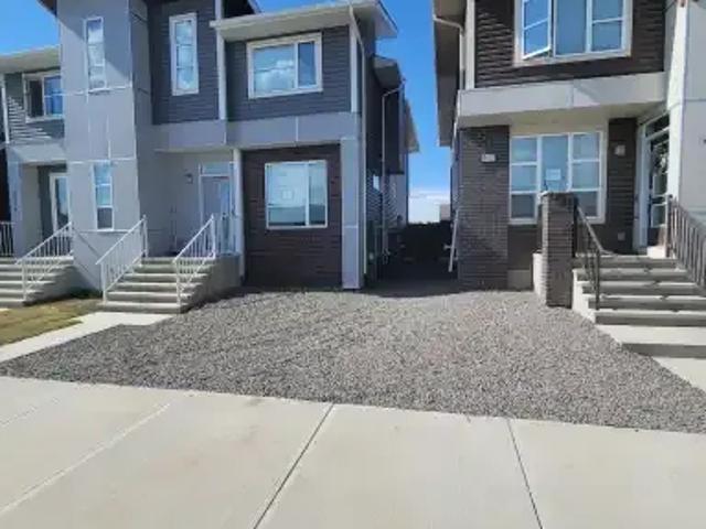 3 Bedroom Apartment Calgary AB LS103091366