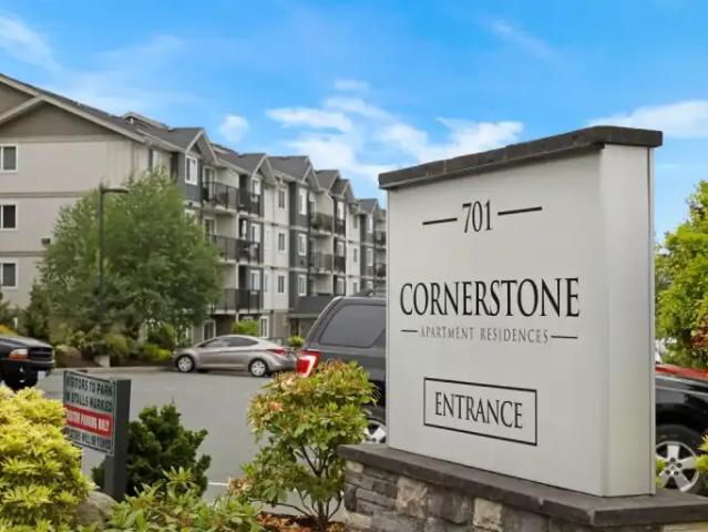 3 Bedroom Apartment Campbell River BC 103611157