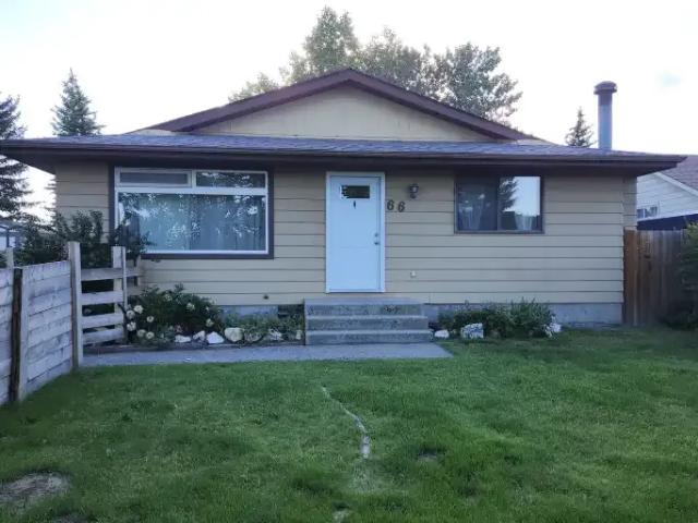 3 Bedroom Apartment Cochrane AB 103322504