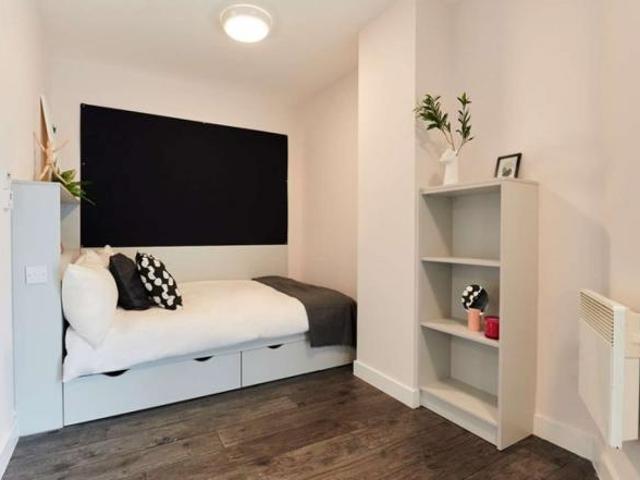 3 Bedroom Apartment Dublin Dublin D08 R596 72487492