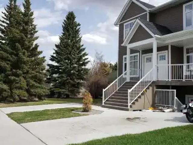 3 Bedroom Apartment Didsbury AB 101910301