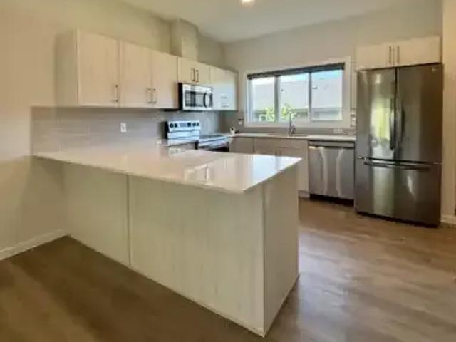 3 Bedroom Apartment Edmonton AB LS94359097