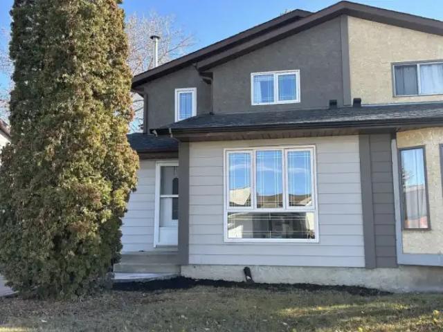 3 Bedroom Apartment Edmonton AB 100759564