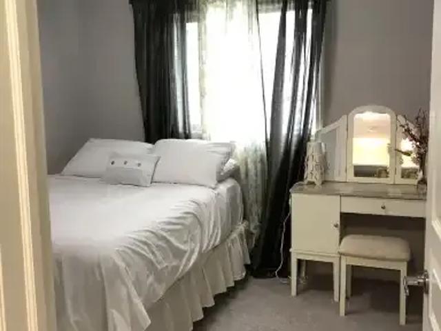 3 Bedroom Apartment Edmonton AB 101217031
