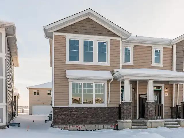 3 Bedroom Apartment Edmonton AB 101986061