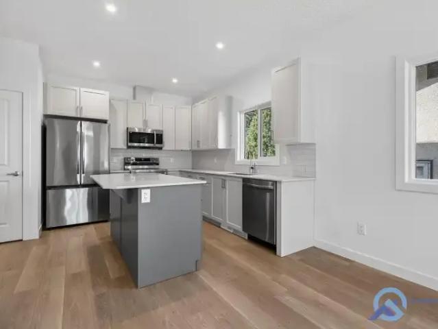 3 Bedroom Apartment Edmonton AB 102306608