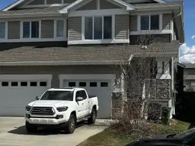 3 Bedroom Apartment Edmonton AB 102700867