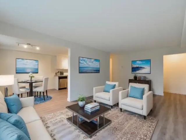 3 Bedroom Apartment Edmonton AB 102845058