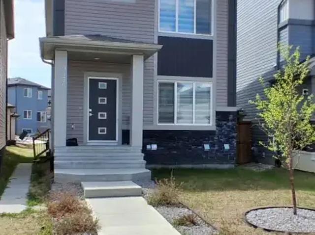 3 Bedroom Apartment Edmonton AB 102846244