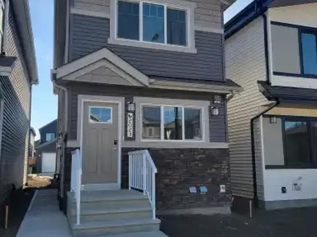 3 Bedroom Apartment Edmonton AB 102846249