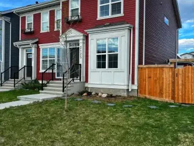 3 Bedroom Apartment Edmonton AB 102847341