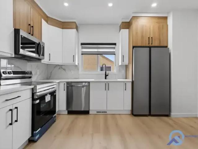 3 Bedroom Apartment Edmonton AB 103151564