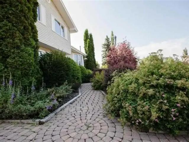 3 Bedroom Apartment Edmonton AB 103118895
