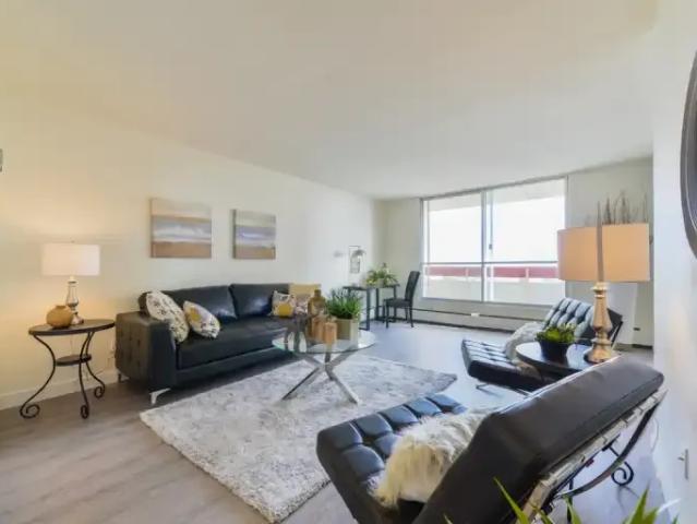 3 Bedroom Apartment Edmonton AB 103321662