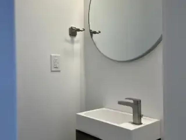 3 Bedroom Apartment Edmonton AB 103322241