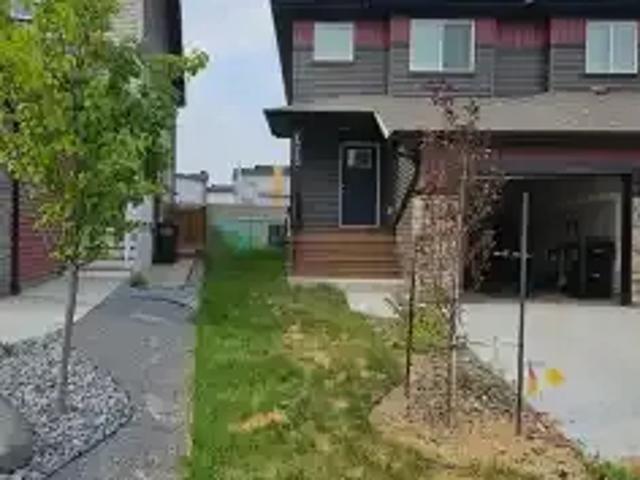 3 Bedroom Apartment Edmonton AB 103322389